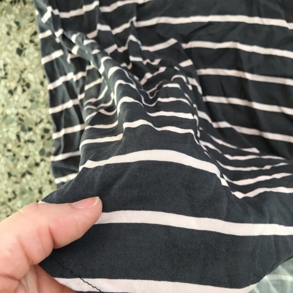 Torrid Grey and Light Pink V-Neck - Picture 4 of 6